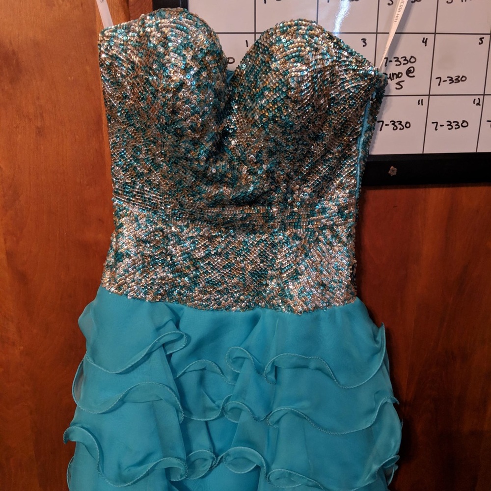 Strapless event/party dress
